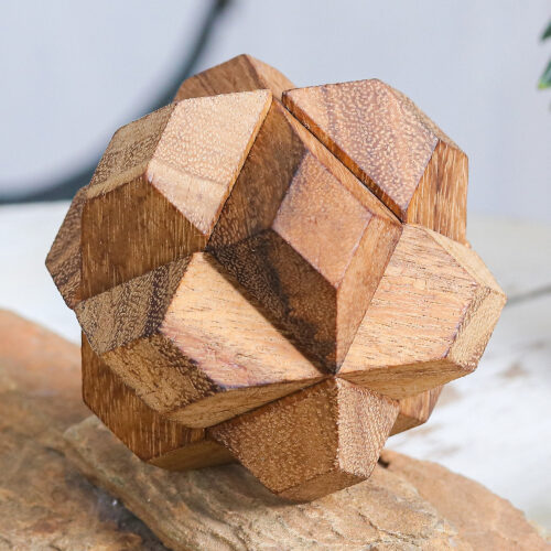 Handcrafted Wood Star-Shaped Puzzle from Thailand, 'Star Challenge'
