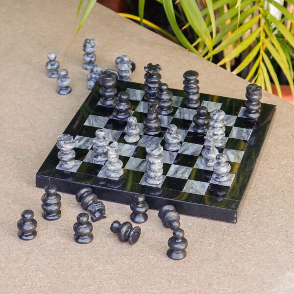 Marble Chess Set in Black and Grey from Mexico (7.5 in.), 'Black and Grey Challenge'