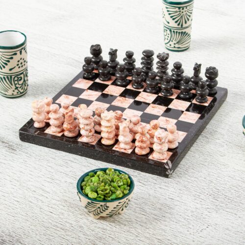 Marble Chess Set in Black and Pink from Mexico (7.5 in.), 'Black and Pink Challenge'